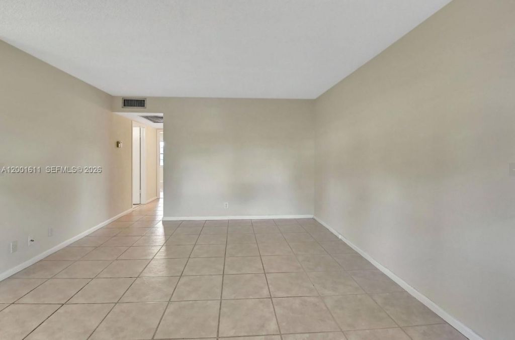 1020 Exeter B , Unit 1020, Boca Raton, FL 33434 Photo