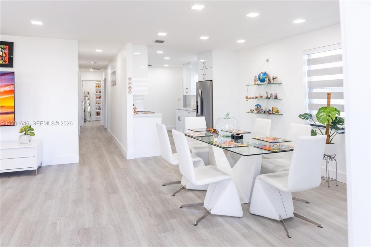 308 NW 2nd Ave, Hallandale Beach, FL 33009 Photo