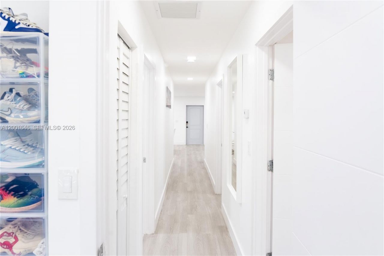 308 NW 2nd Ave, Hallandale Beach, FL 33009 Photo