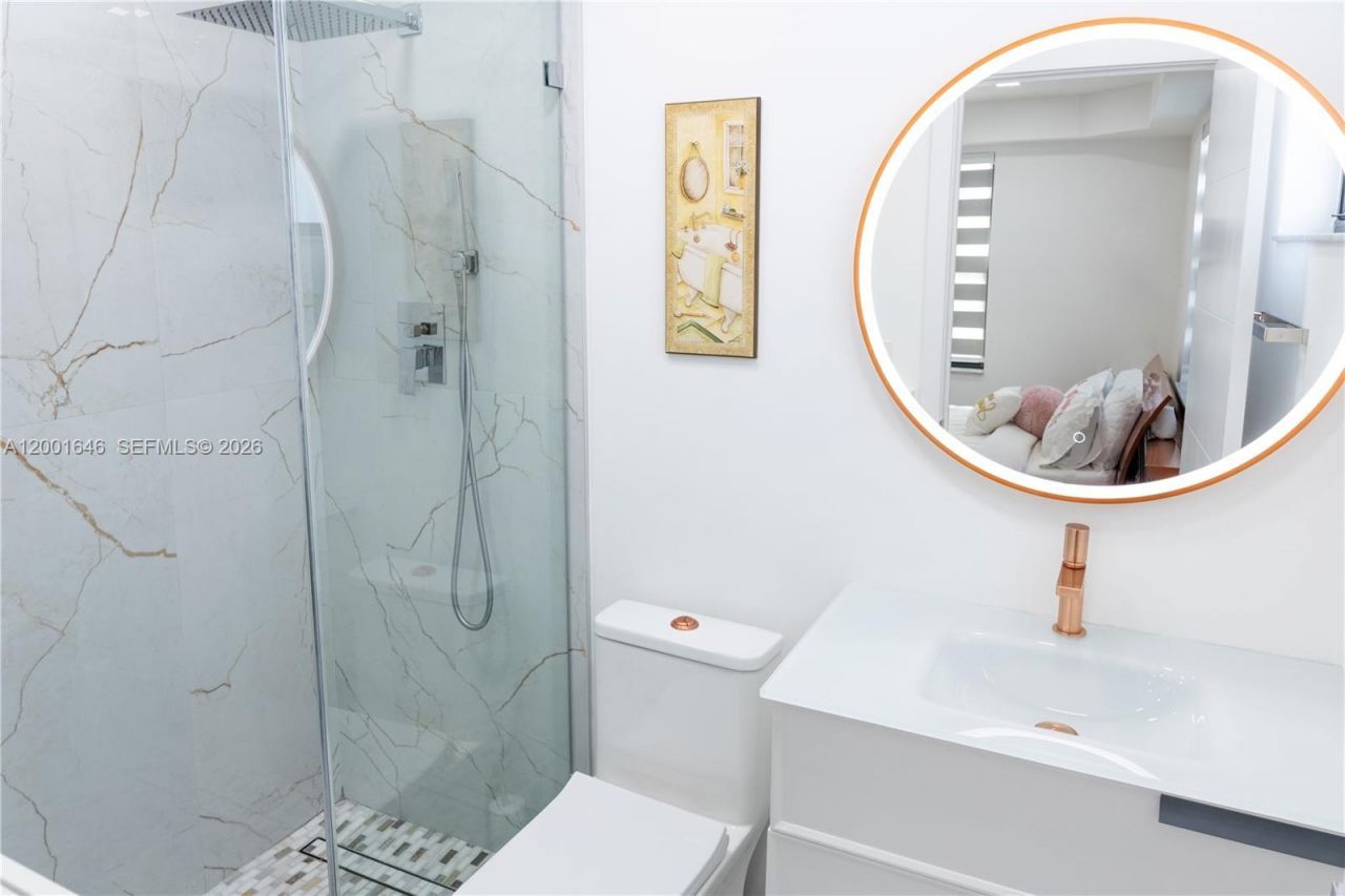 308 NW 2nd Ave, Hallandale Beach, FL 33009 Photo