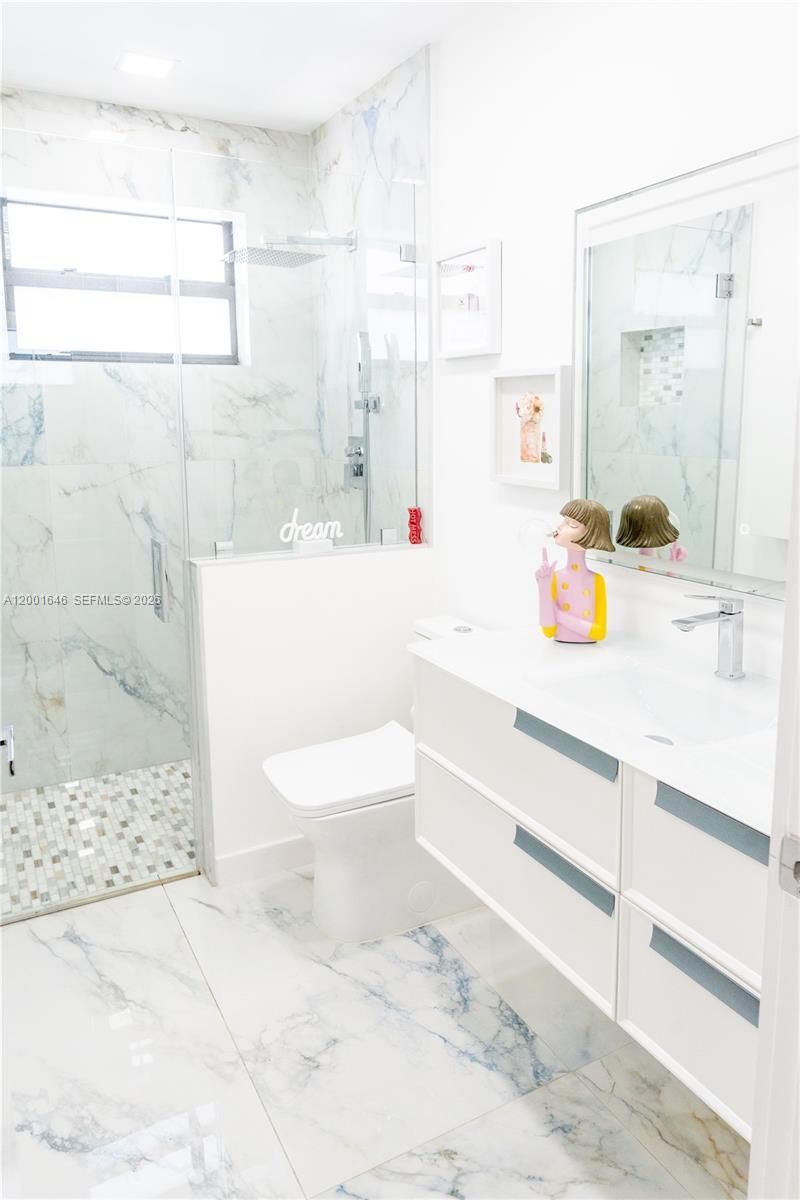 308 NW 2nd Ave, Hallandale Beach, FL 33009 Photo