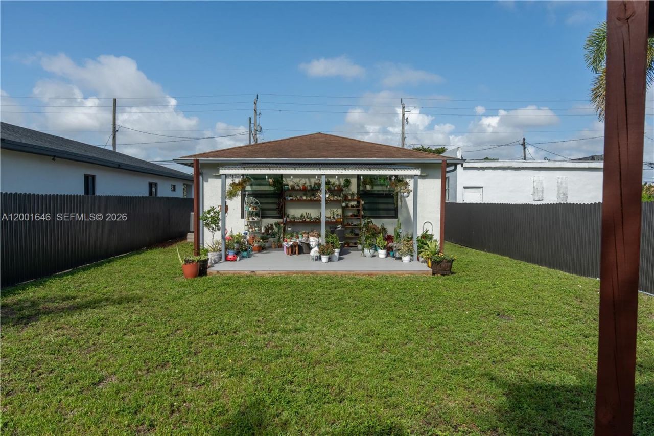 308 NW 2nd Ave, Hallandale Beach, FL 33009 Photo