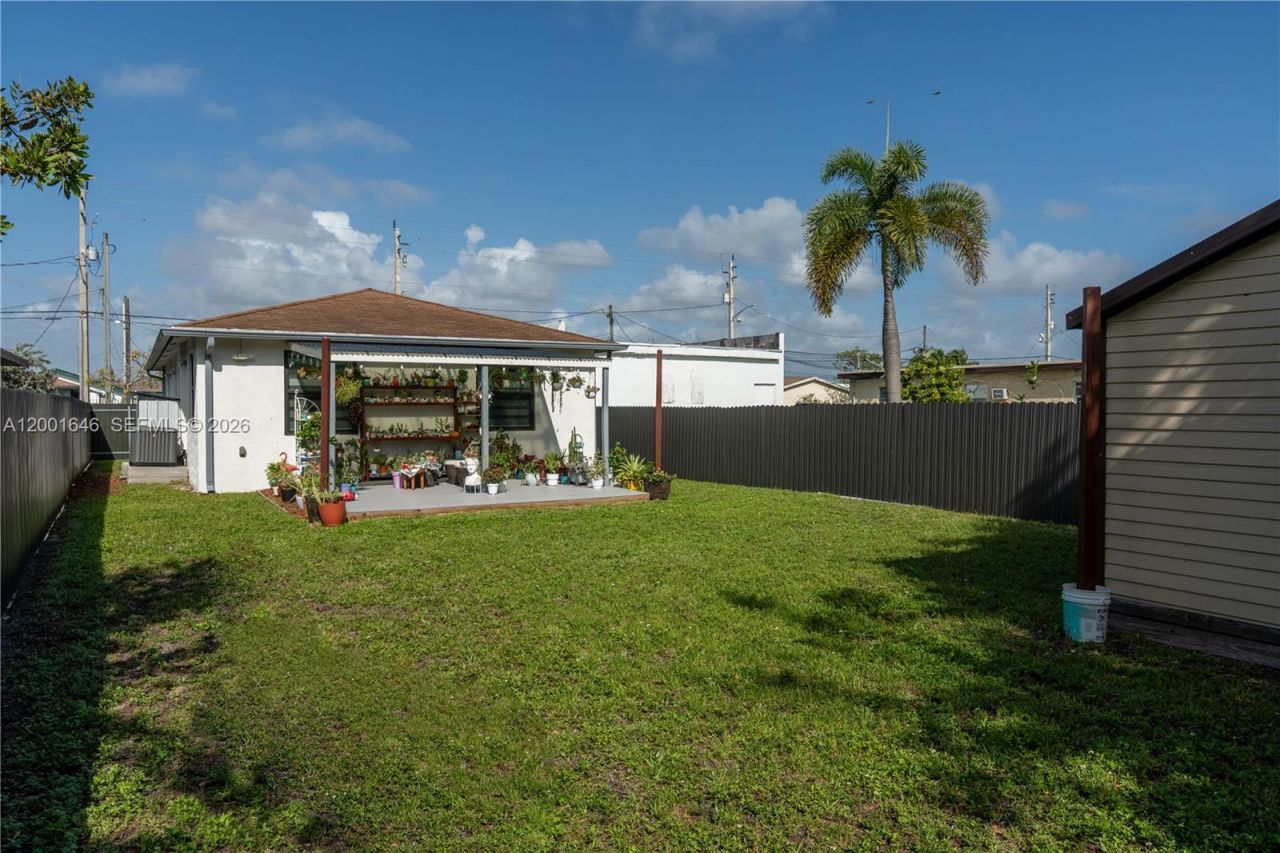 308 NW 2nd Ave, Hallandale Beach, FL 33009 Photo