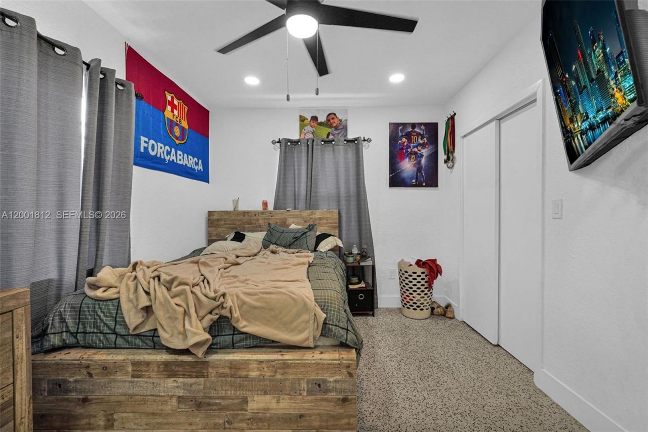 2020 NW 51st St, Miami, FL 33142 Photo