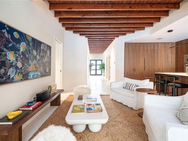 1735 Michigan Ave , Miami Beach, FL 33139