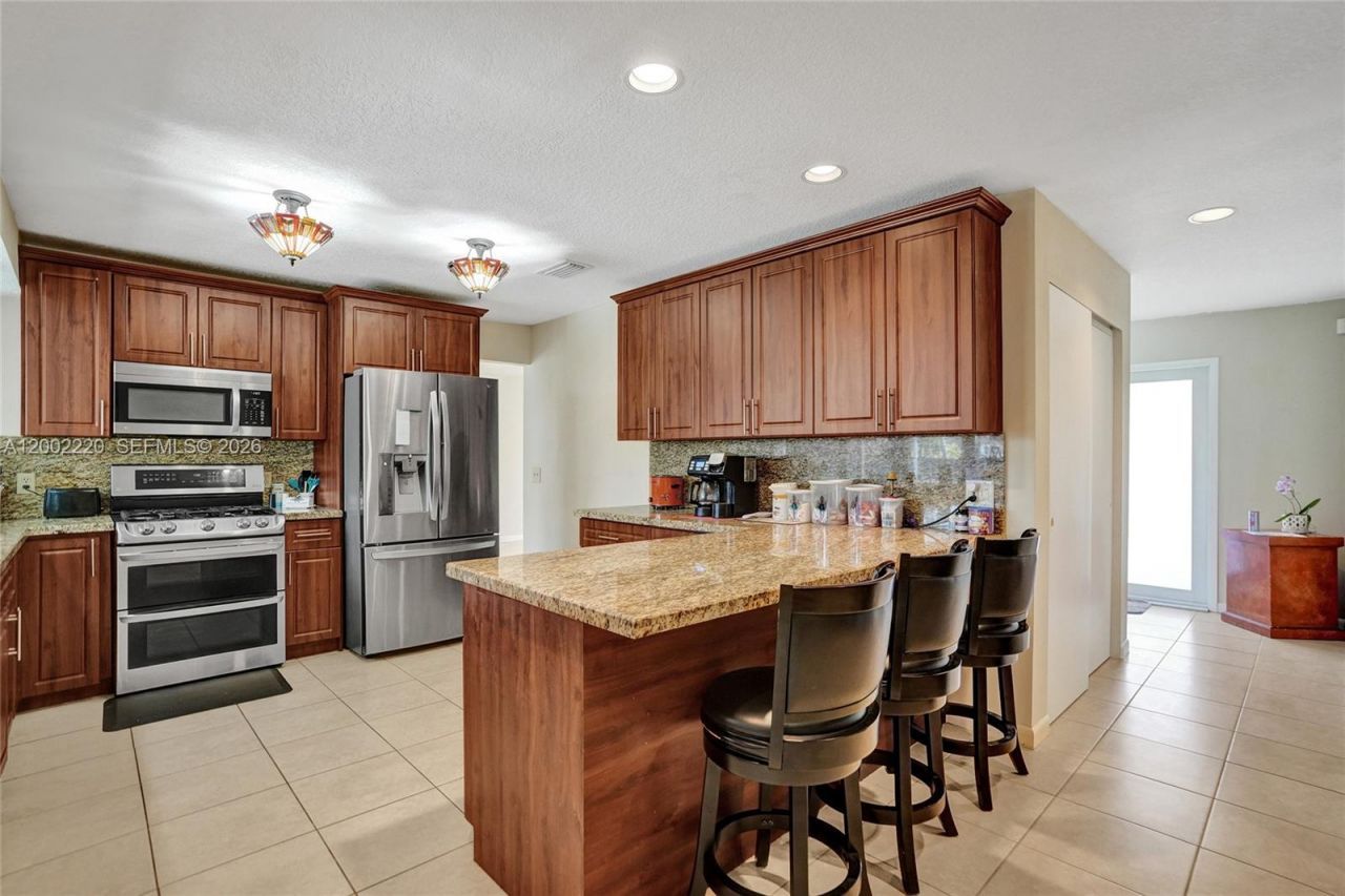 11960 NW 31st St, Sunrise, FL 33323 Photo