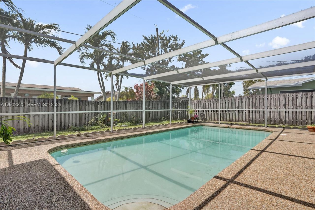 11960 NW 31st St, Sunrise, FL 33323 Photo