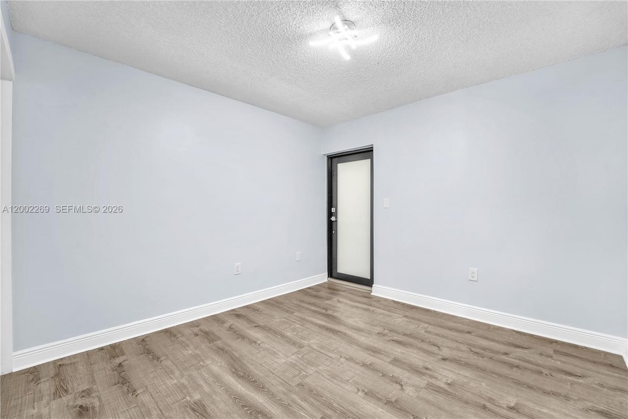 10615 SW 129th Ct, Miami, FL 33186 Photo