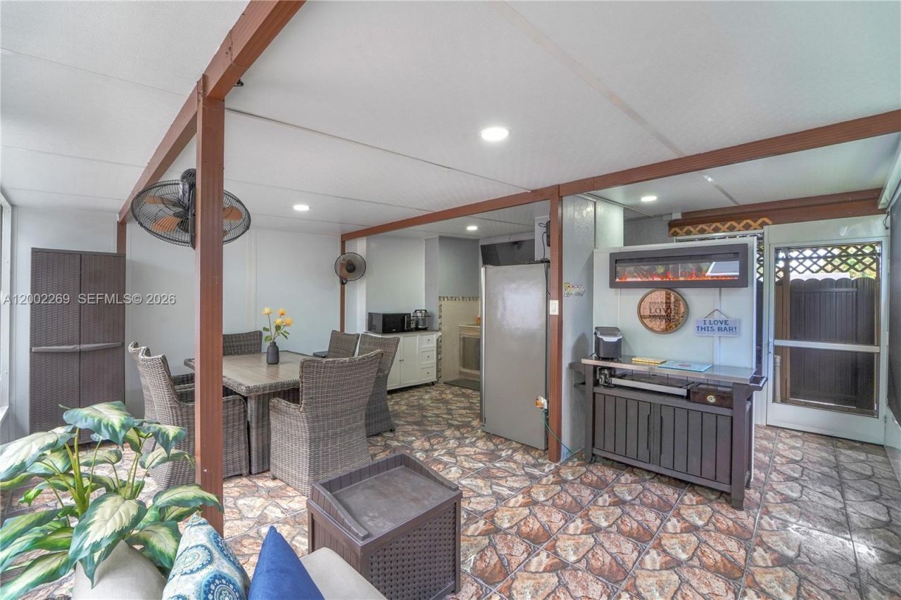 10615 SW 129th Ct, Miami, FL 33186 Photo