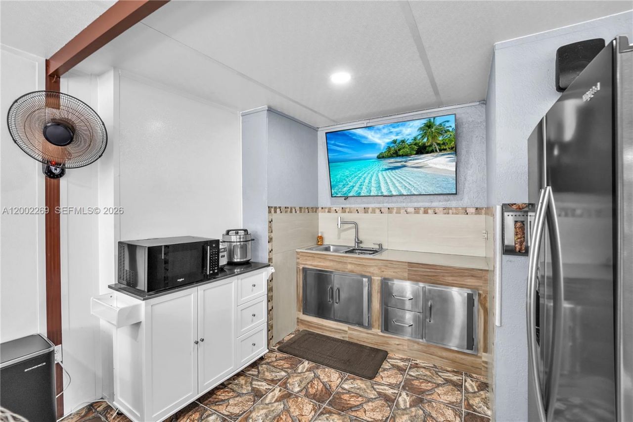 10615 SW 129th Ct, Miami, FL 33186 Photo