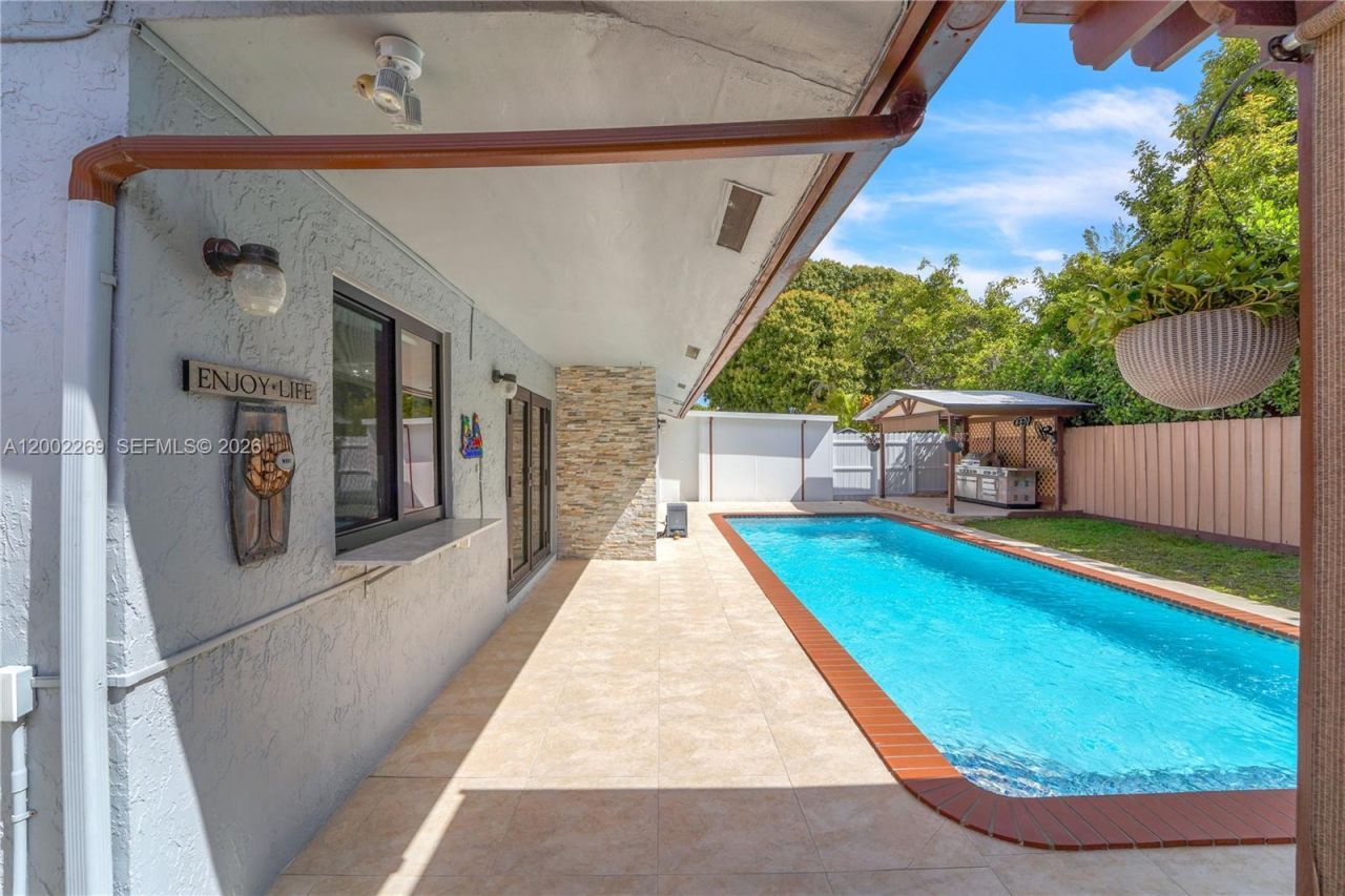 10615 SW 129th Ct, Miami, FL 33186 Photo