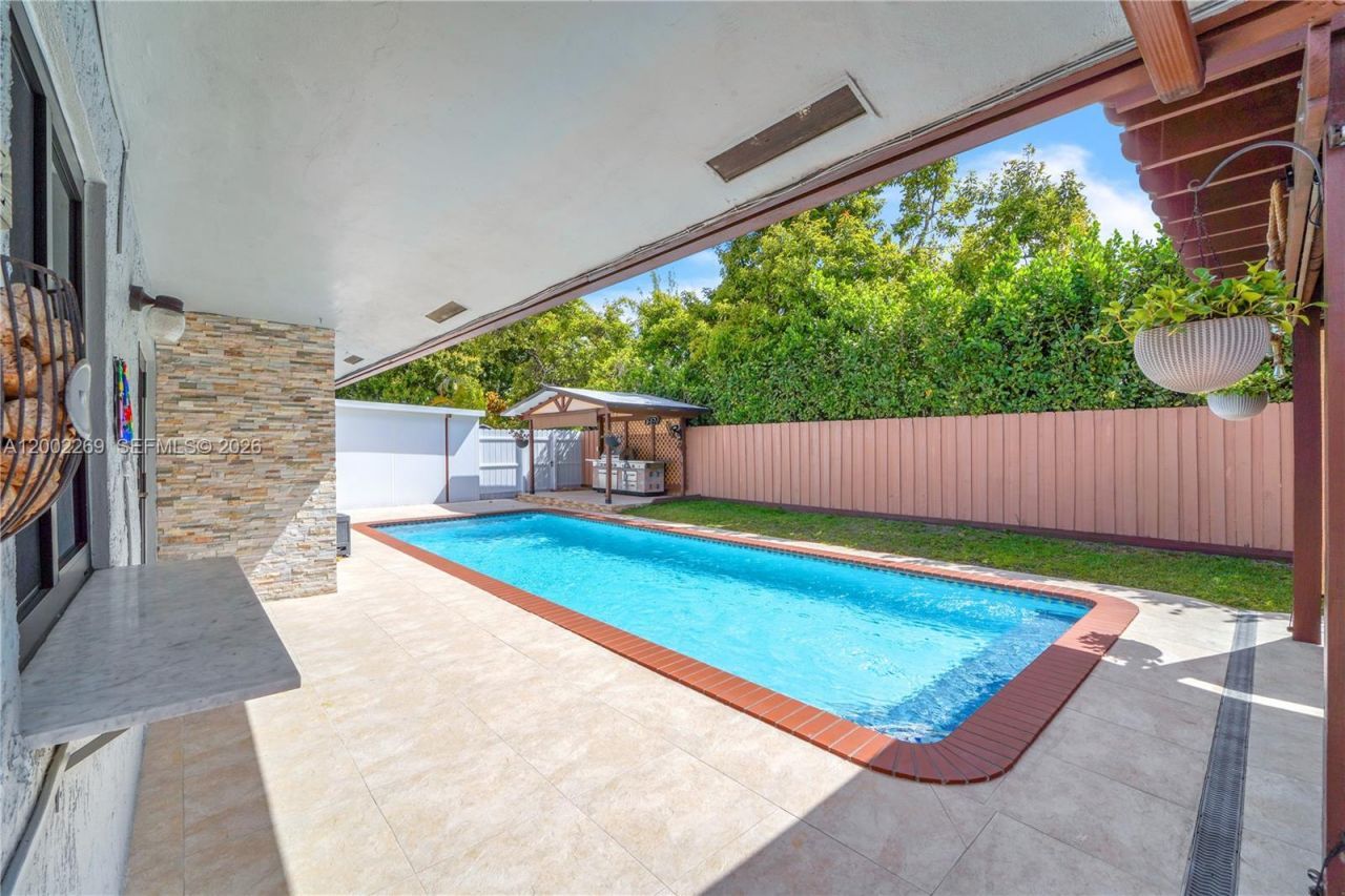 10615 SW 129th Ct, Miami, FL 33186 Photo