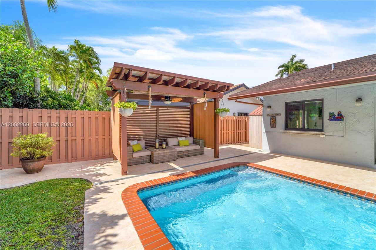 10615 SW 129th Ct, Miami, FL 33186 Photo