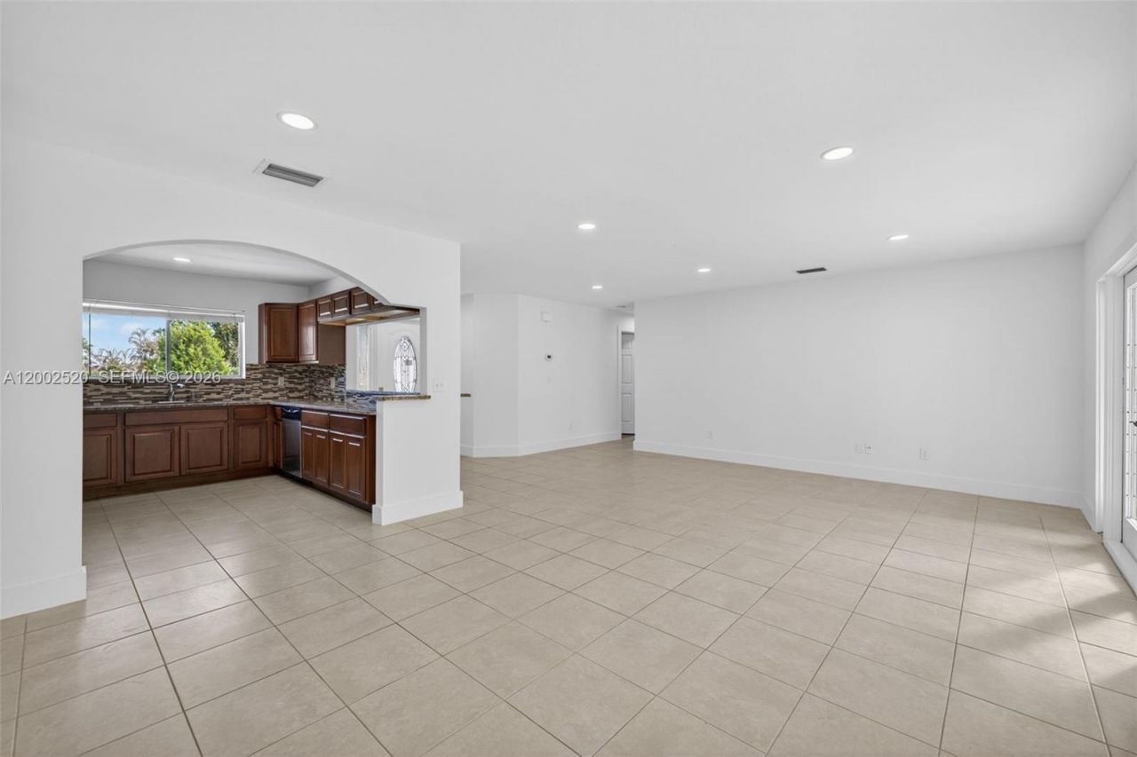 310 SW Bridgeport Dr, Port Saint Lucie, FL 34953 Photo