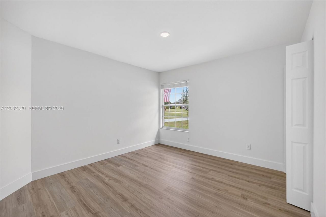 310 SW Bridgeport Dr, Port Saint Lucie, FL 34953 Photo