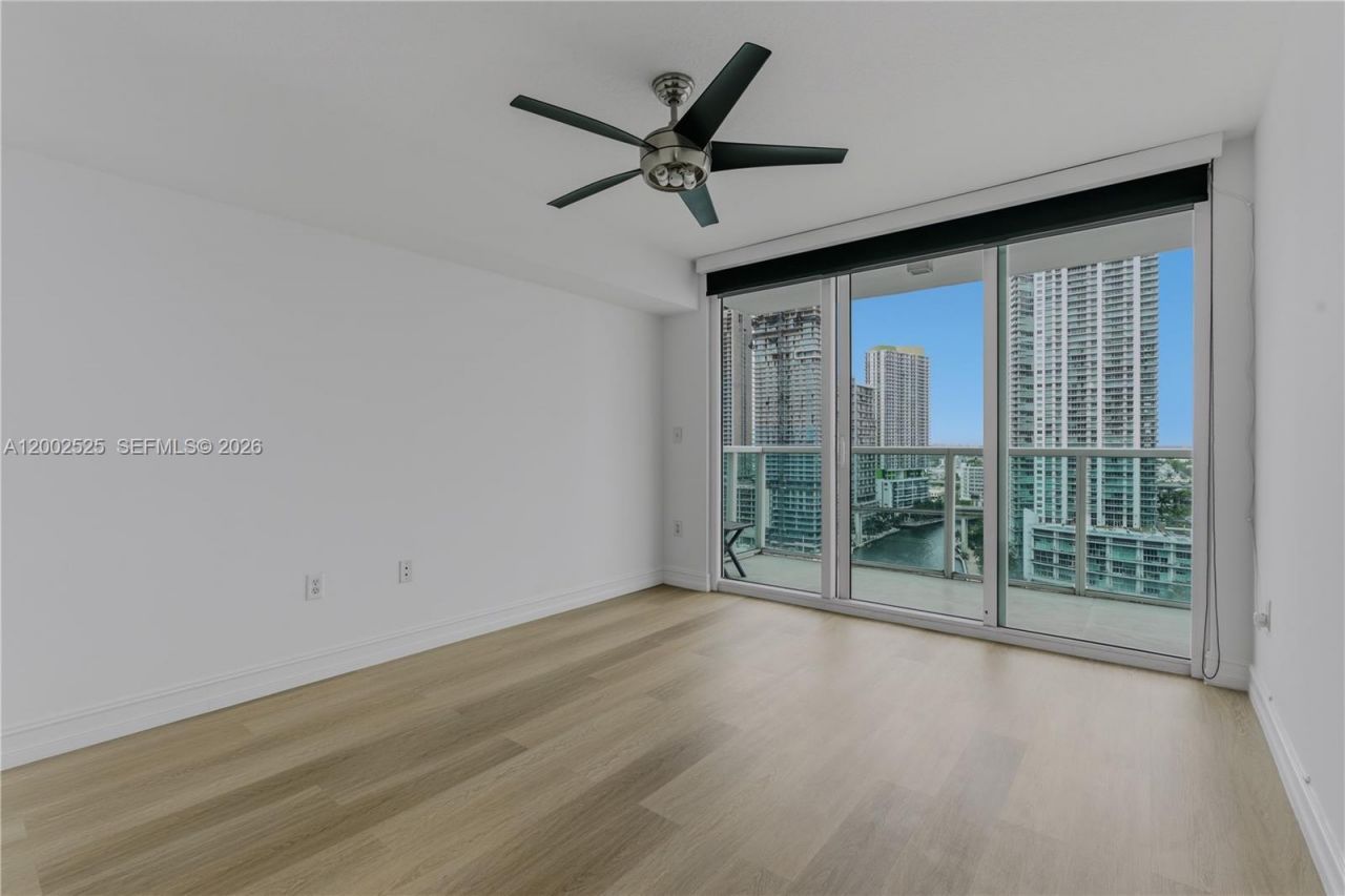 31 SE 5th St, Unit 2301, Miami, FL 33131 Photo