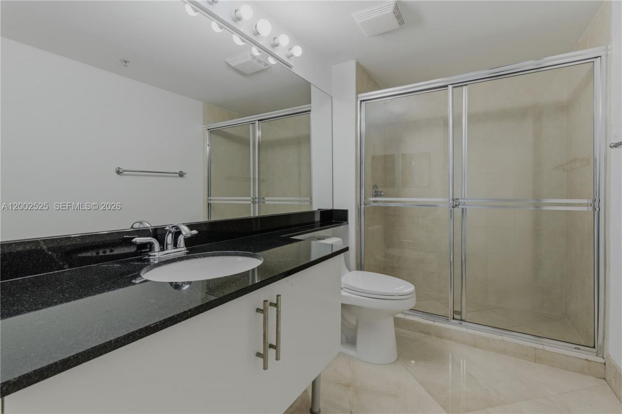 31 SE 5th St, Unit 2301, Miami, FL 33131 Photo