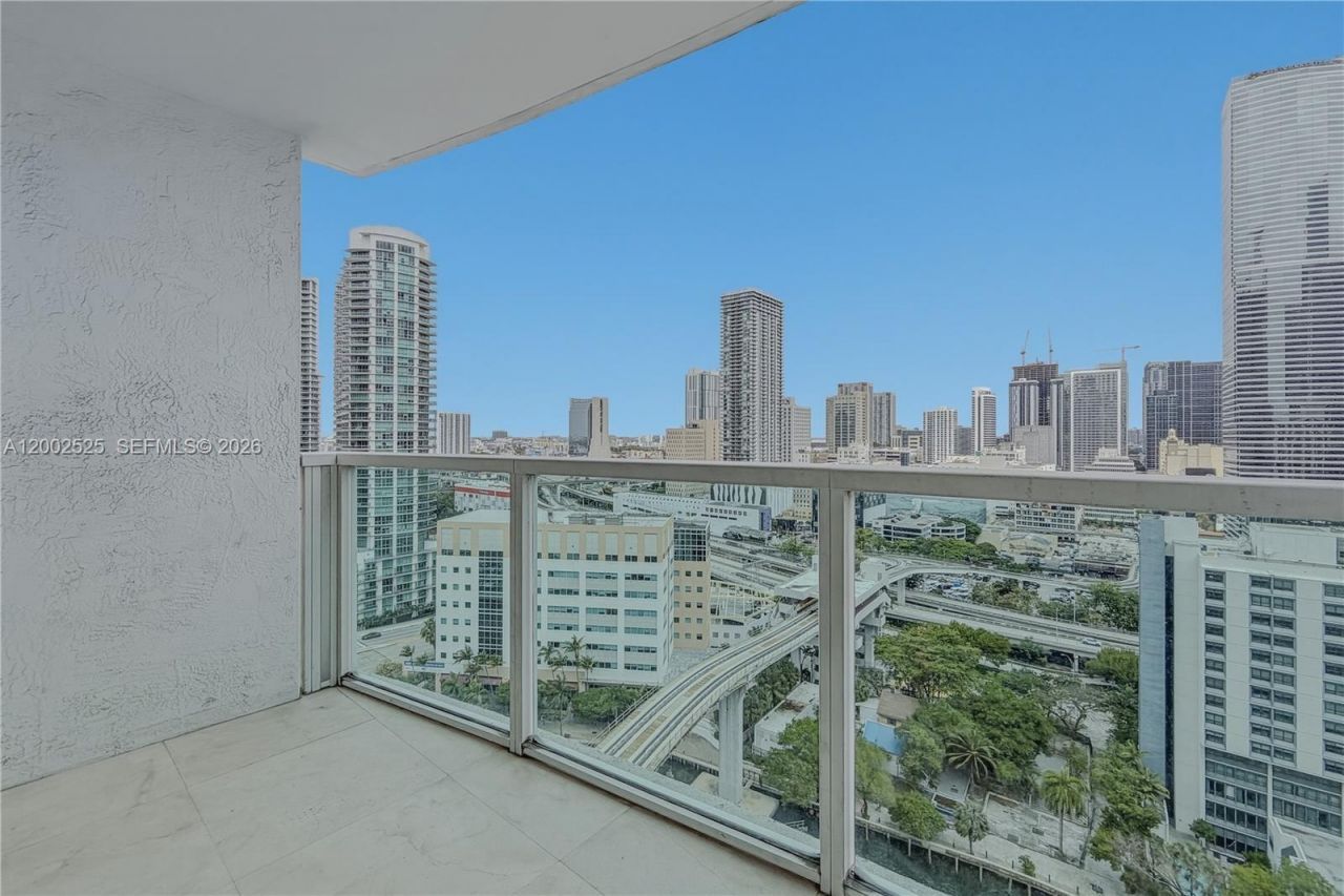 31 SE 5th St, Unit 2301, Miami, FL 33131 Photo