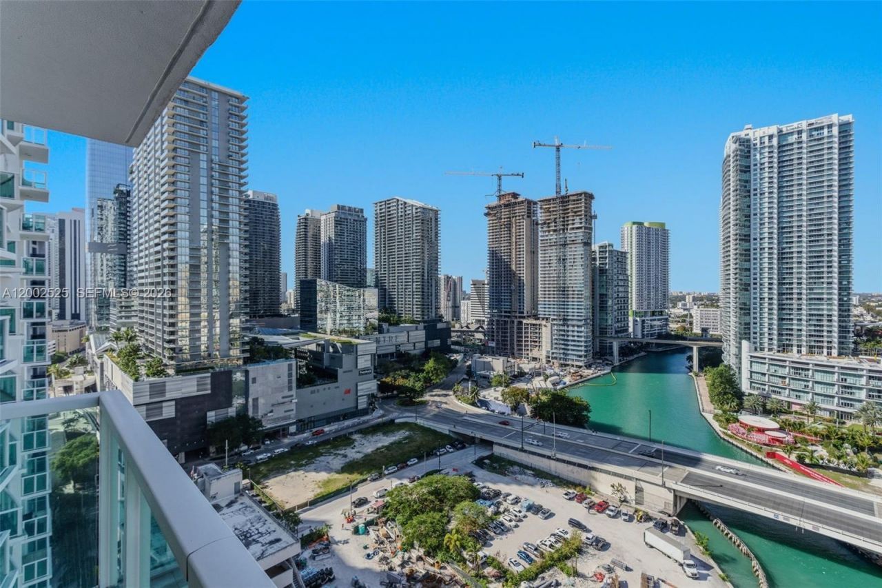31 SE 5th St, Unit 2301, Miami, FL 33131 Photo