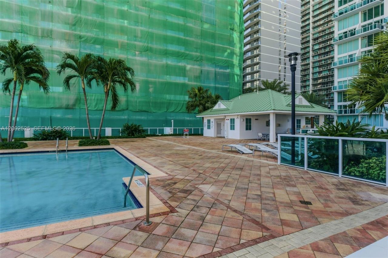 31 SE 5th St, Unit 2301, Miami, FL 33131 Photo