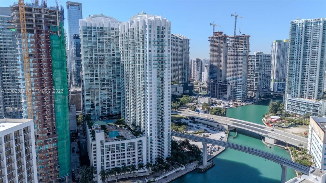 31 SE 5th St, Unit 2301, Miami, FL 33131 Photo