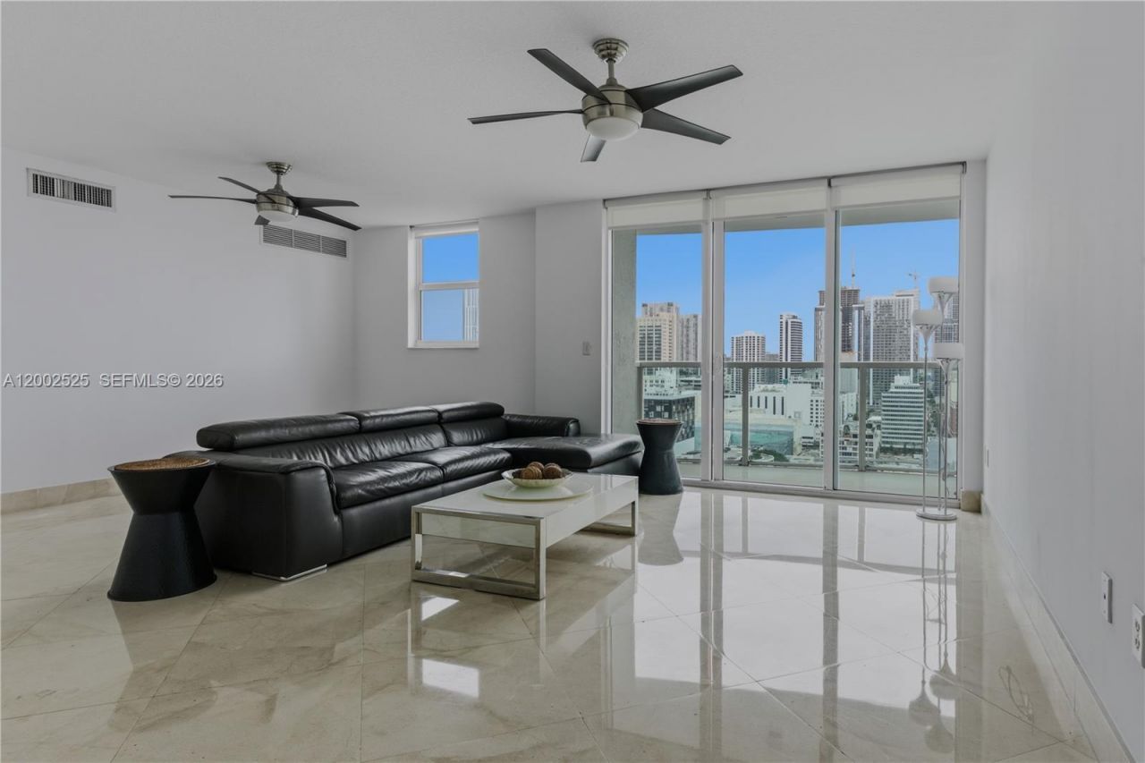 31 SE 5th St, Unit 2301, Miami, FL 33131 Photo