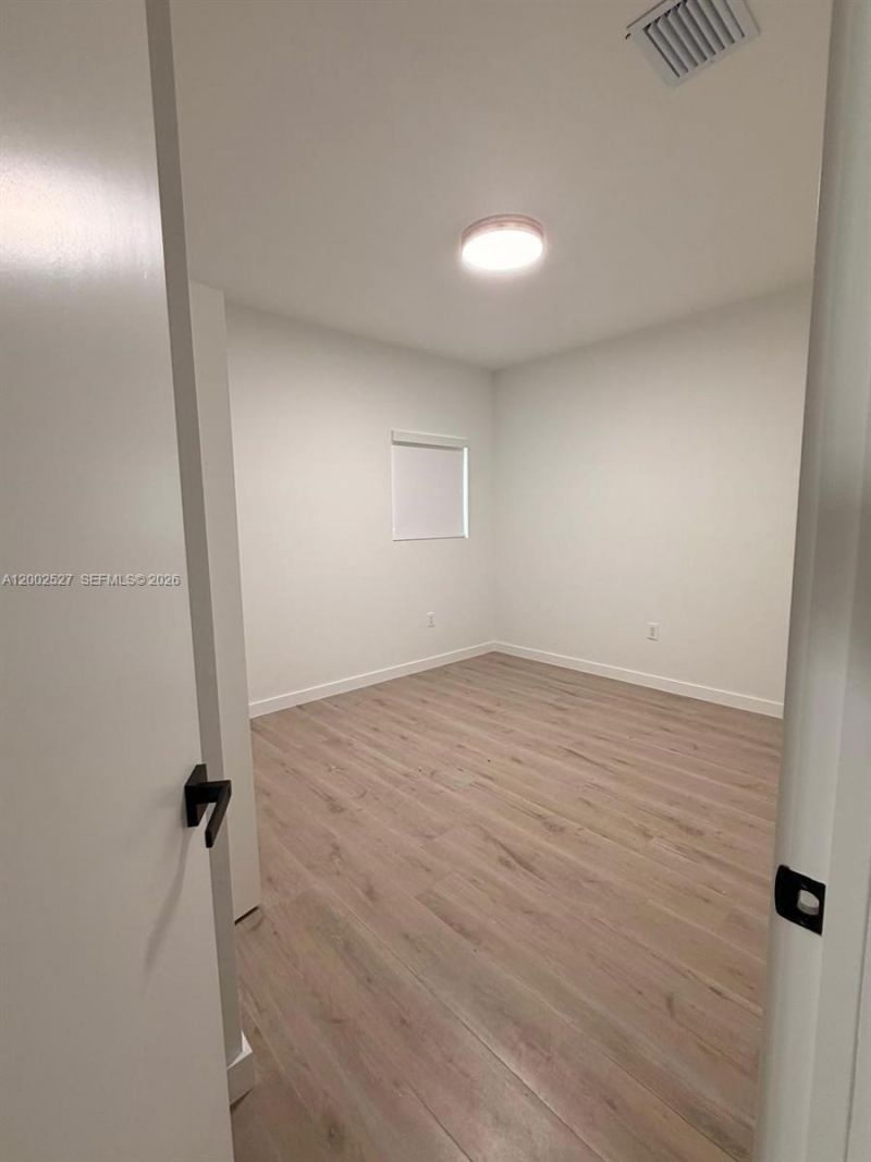 831 SE 9th Ave, Hialeah, FL 33010 Photo