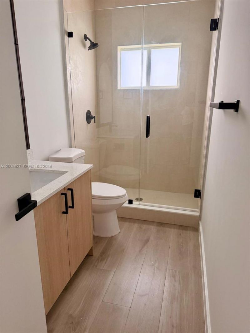 831 SE 9th Ave, Hialeah, FL 33010 Photo