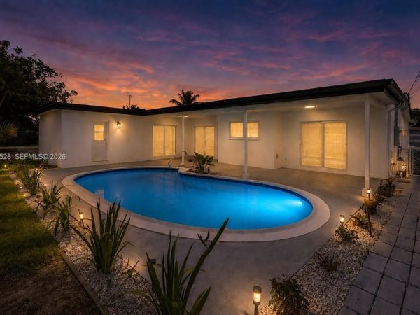 7631 Harbour Blvd, Miramar, FL 33023