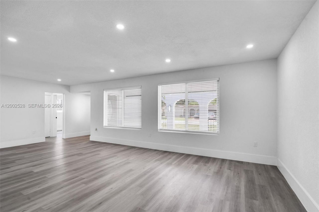 7631 Harbour Blvd, Miramar, FL 33023 Photo