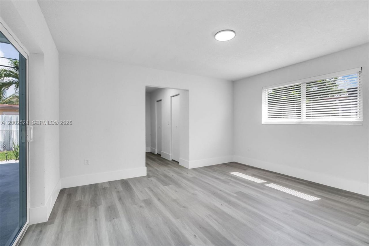 7631 Harbour Blvd, Miramar, FL 33023 Photo