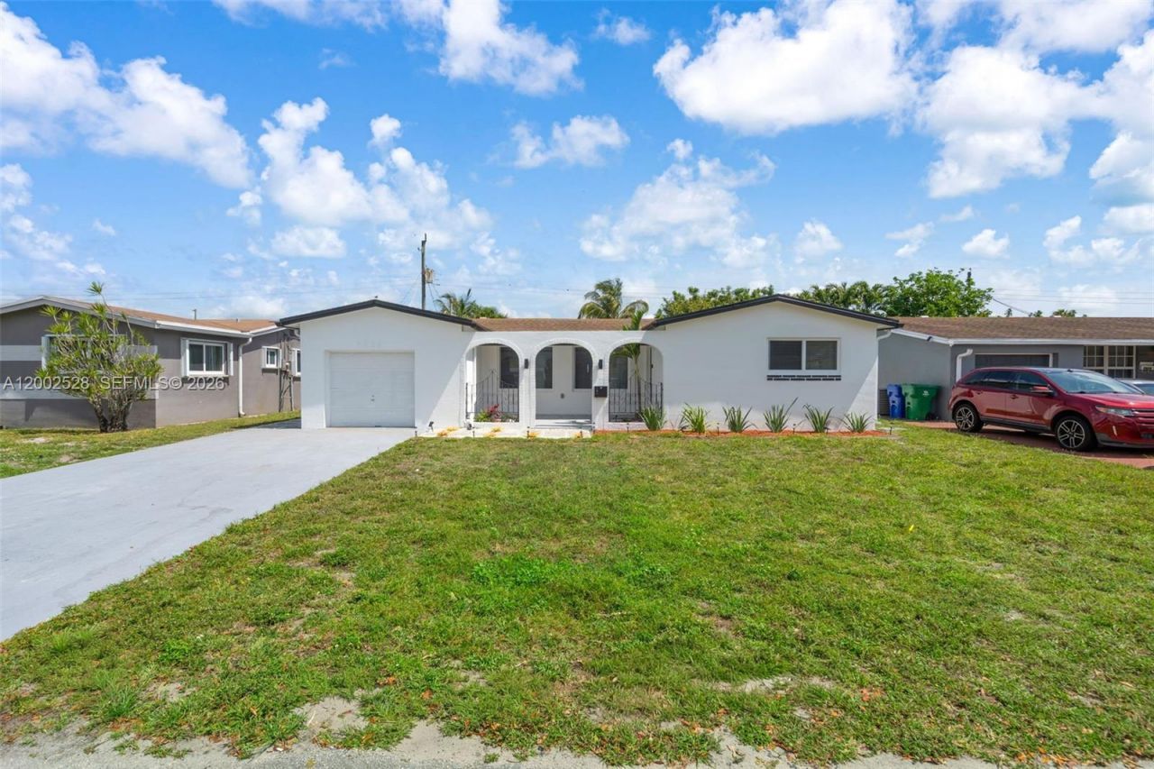 7631 Harbour Blvd, Miramar, FL 33023 Photo
