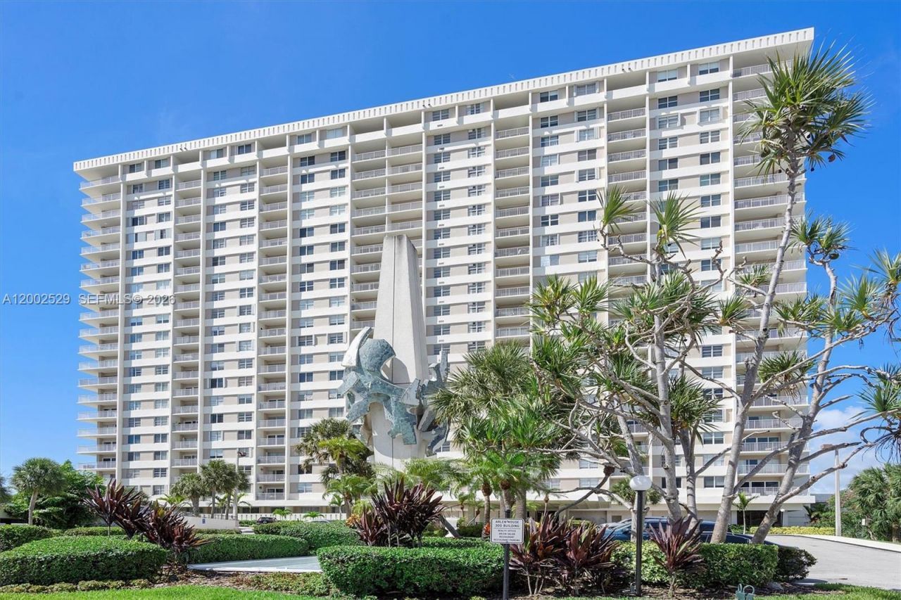 300 Bayview Dr, Unit 1503, Sunny Isles Beach, FL 33160 Photo