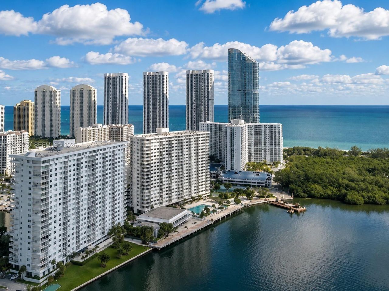 300 Bayview Dr, Unit 1503, Sunny Isles Beach, FL 33160 Photo