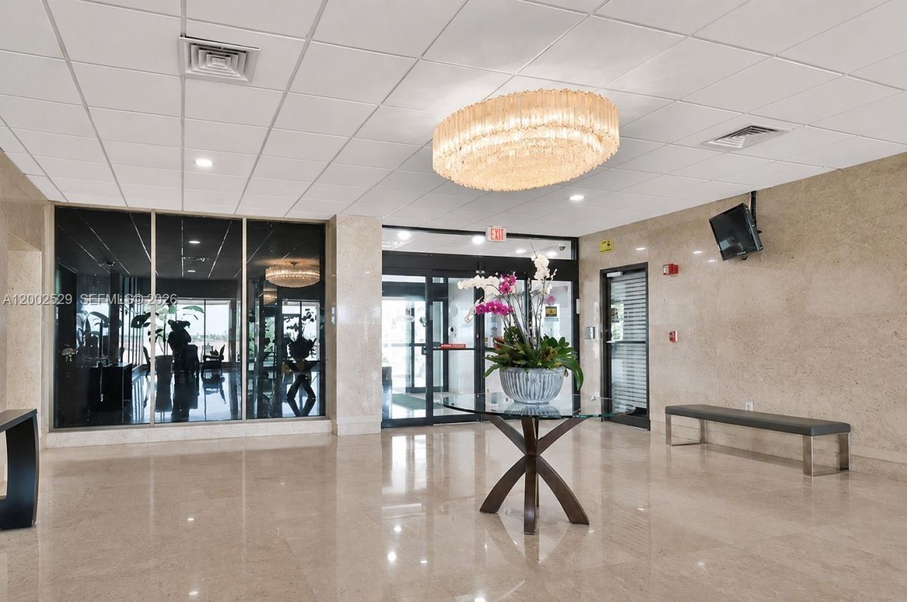 300 Bayview Dr, Unit 1503, Sunny Isles Beach, FL 33160 Photo