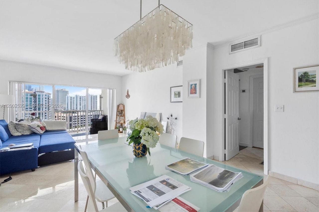 300 Bayview Dr, Unit 1503, Sunny Isles Beach, FL 33160 Photo