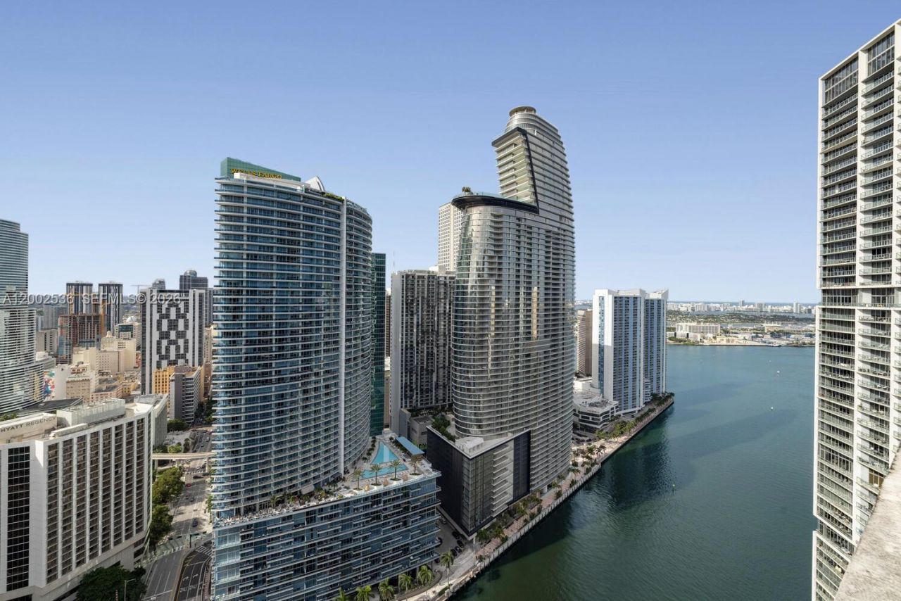 485 Brickell Ave, Unit 4104, Miami, FL 33131 Photo