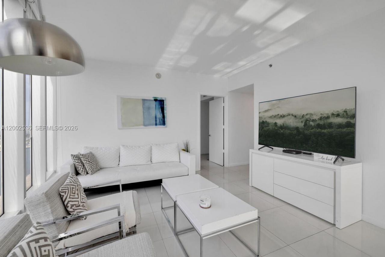 485 Brickell Ave, Unit 4104, Miami, FL 33131 Photo