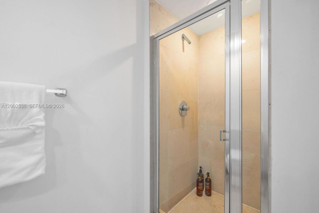 485 Brickell Ave, Unit 4104, Miami, FL 33131 Photo