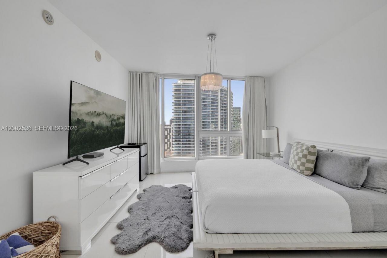 485 Brickell Ave, Unit 4104, Miami, FL 33131 Photo