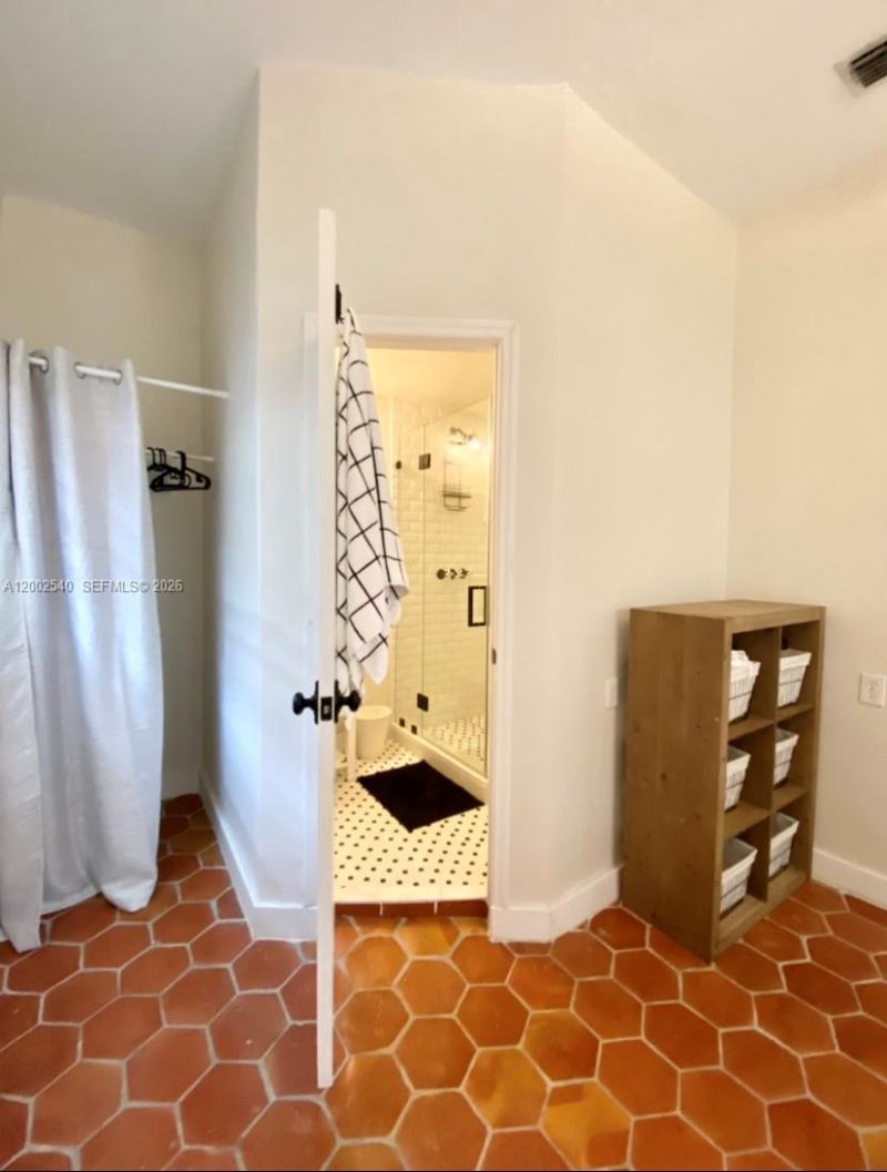 4619 SW 10th St, Unit ., Miami, FL 33134 Photo