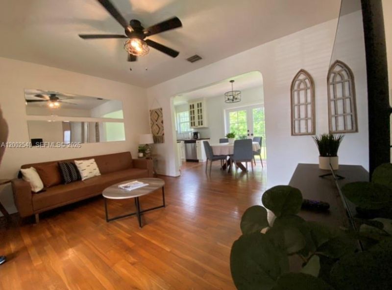 4619 SW 10th St, Unit ., Miami, FL 33134 Photo