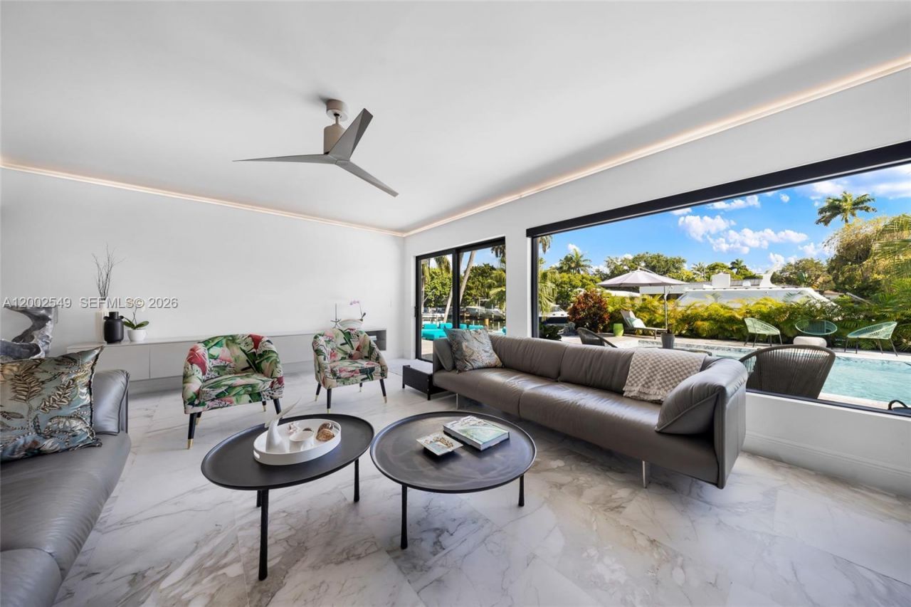 1141 NE 90th St, Miami, FL 33138 Photo