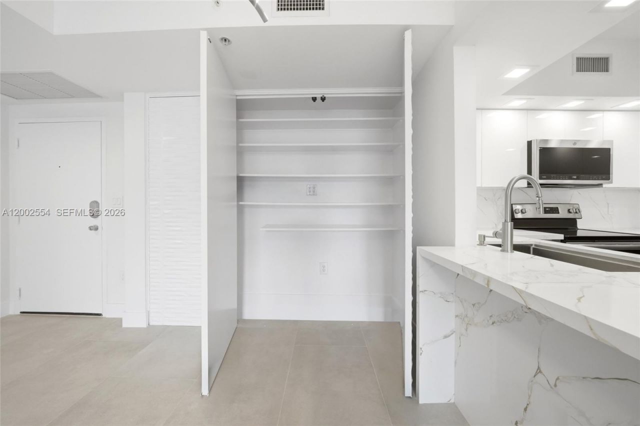 110 N Federal Hwy, Unit 1401, Fort Lauderdale, FL 33301 Photo