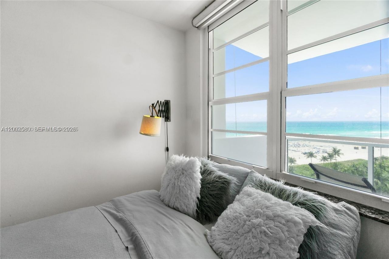 100 Lincoln Rd, Unit 1046, Miami Beach, FL 33139 Photo
