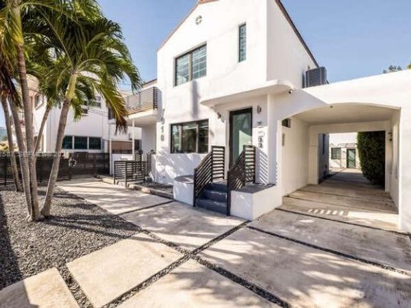 7910 Byron Ave , Unit 1 ABUNDANC, Miami Beach, FL 33141