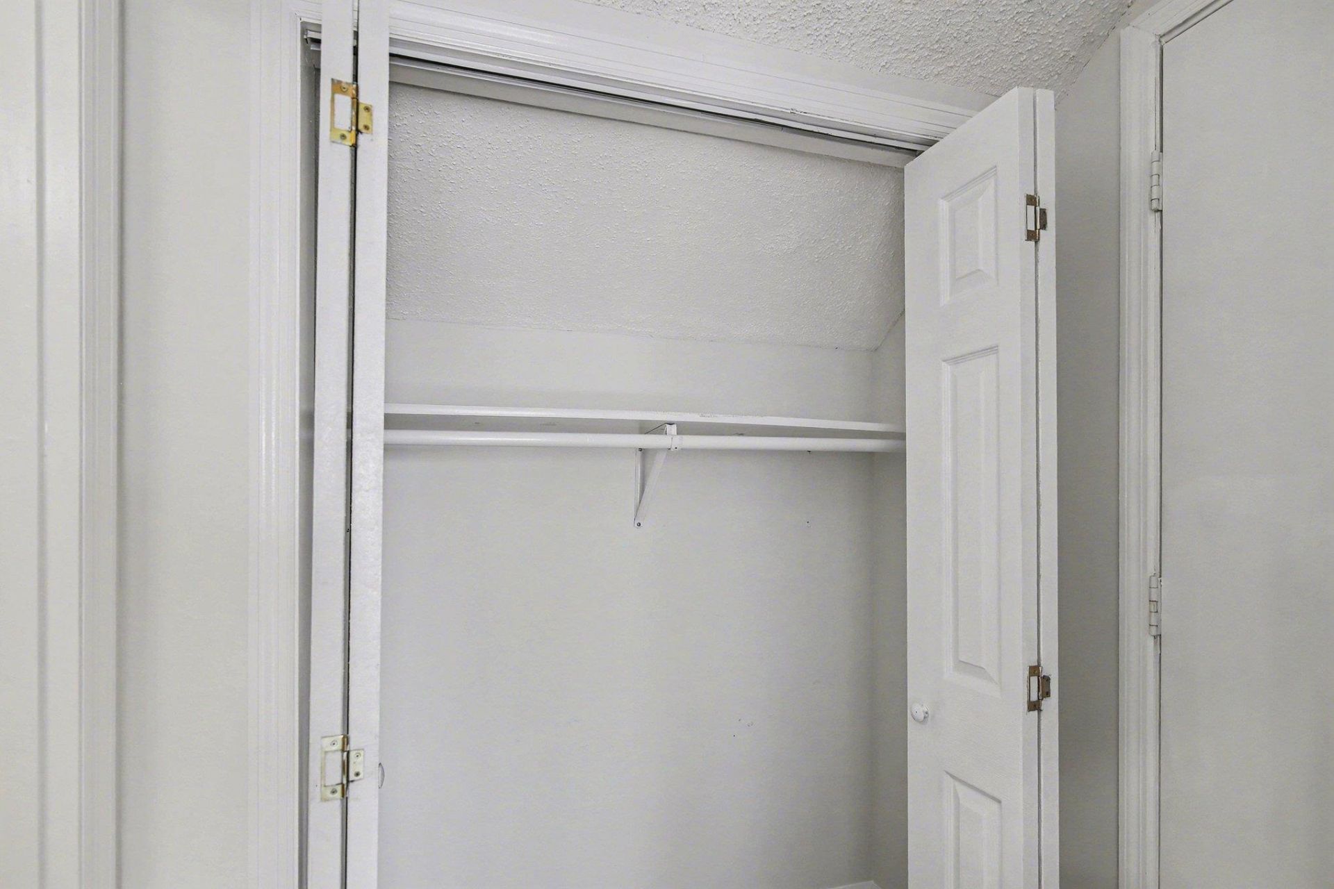 1850 Colony Dr. Photo 13