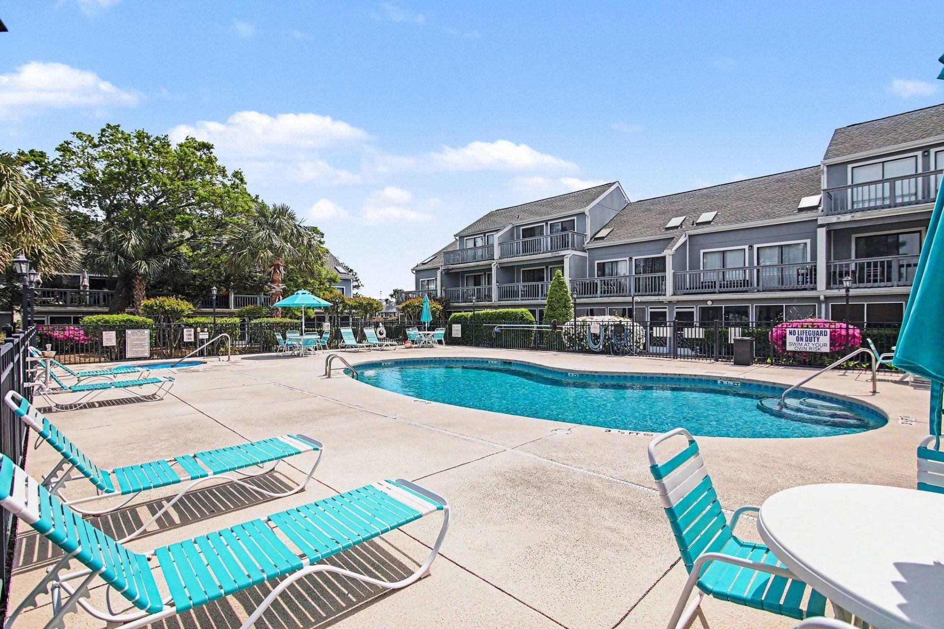 1850 Colony Dr. Photo 8