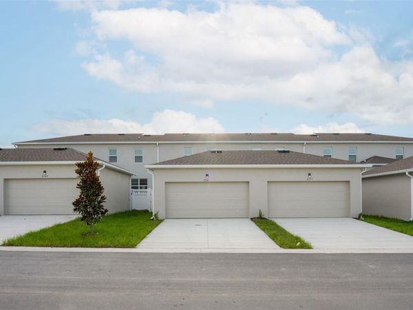 2341 WHITE BUFFALO STREET , APOPKA, FL 32703