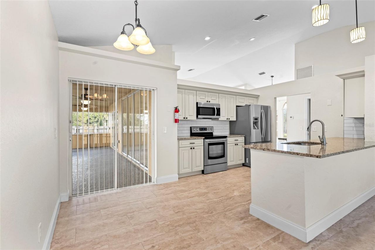 2141 SW Bayshore Boulevard , Port Saint Lucie, FL 34984 Photo